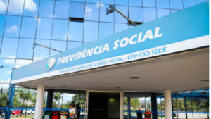 INSS começa a pagar hoje décimo terceiro antecipado