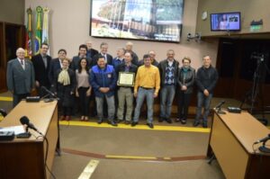 Câmara de Vereadores homenageia as quatro décadas de história do Sindisaúde