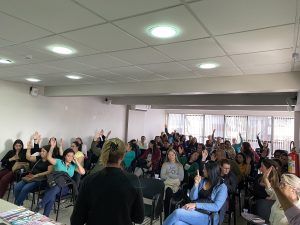 Fucionários da Unimed e setor privado aprovam contraproposta salarial